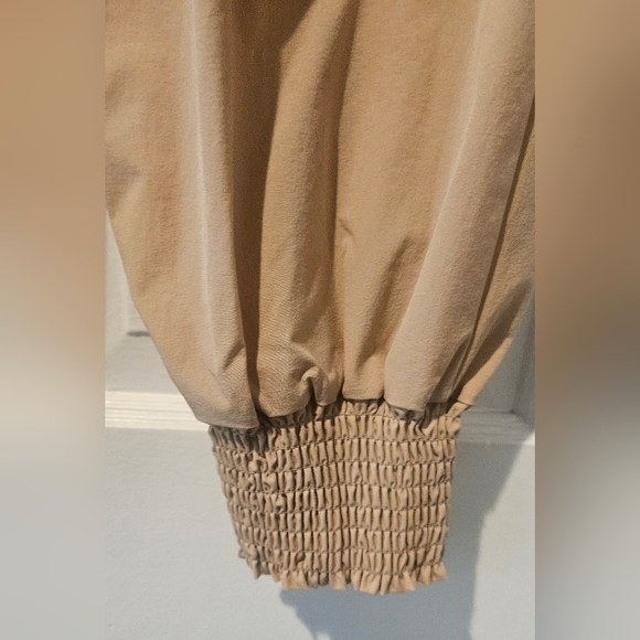 Meshki Tan Cargo Joggers - Picture 4 of 6